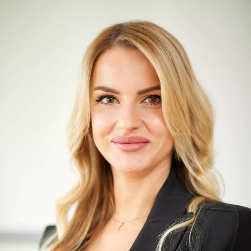 Dajana bio